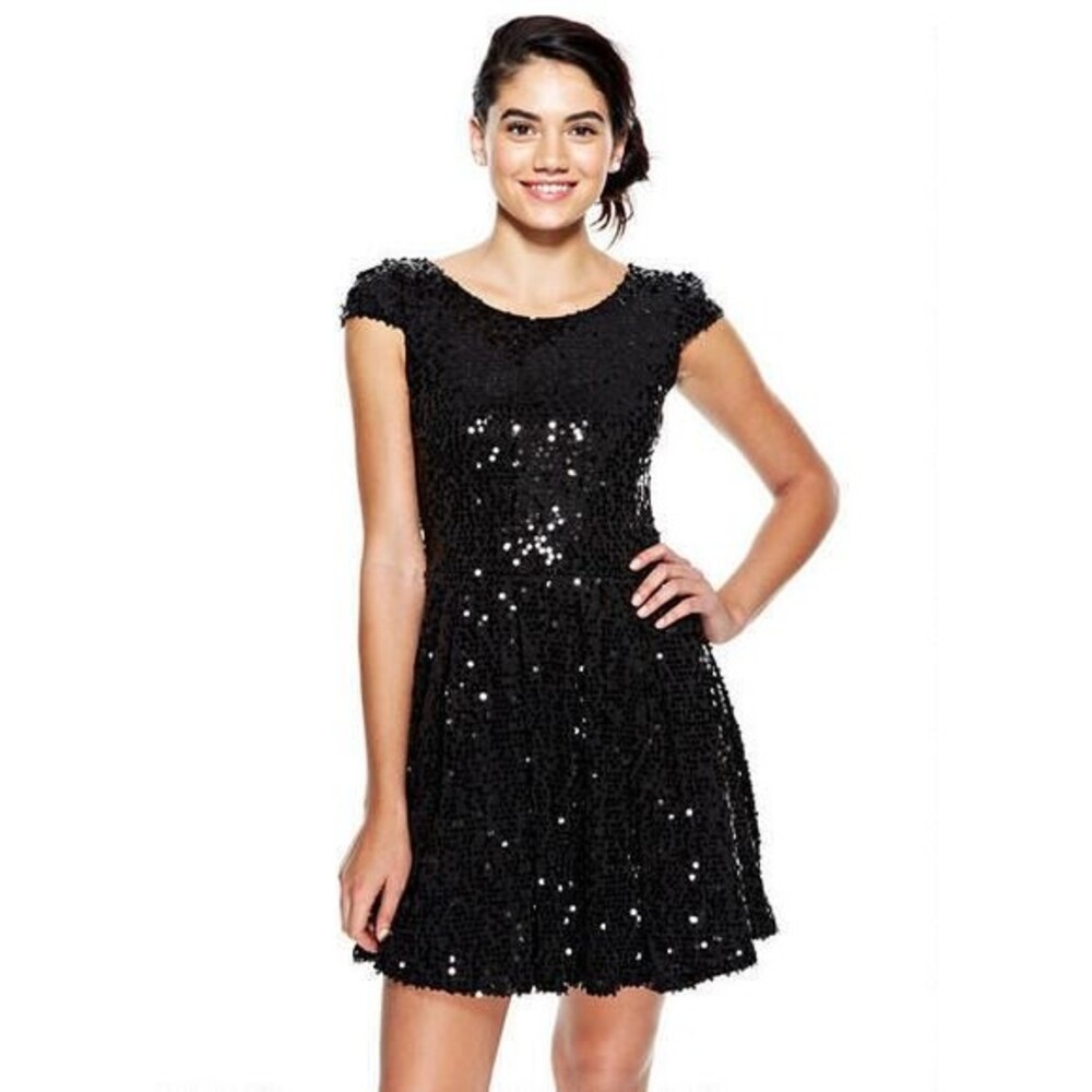 Delia's gorgeous black dress sz 1/2